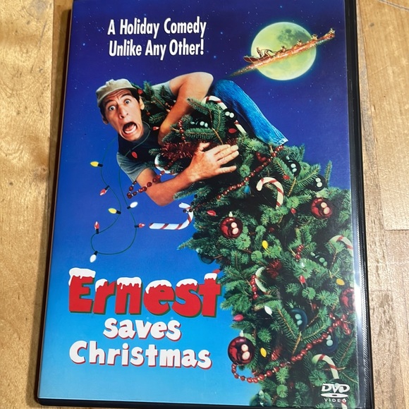 5 Christmas DVDs - Picture 10 of 11